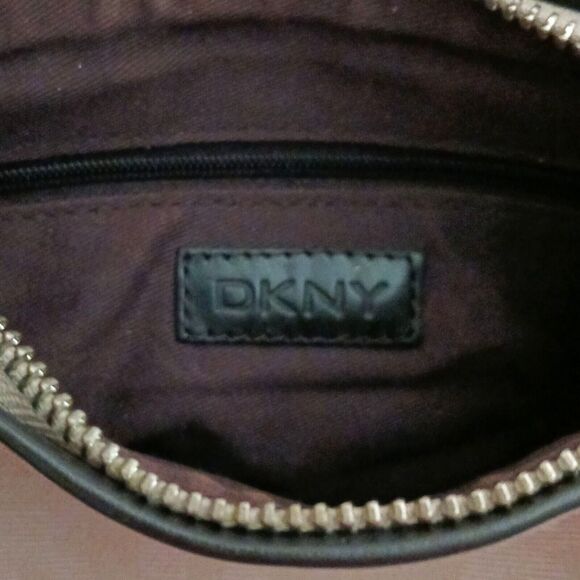 Y2K DKNY Hobo Shoulder Bag Cream Logo Fabric Dk Brown Leather Chunky Strap - Picture 7 of 8
